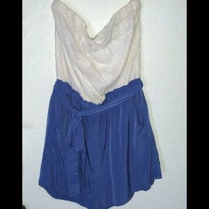 Short lace -strapless romper